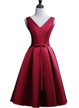 Picture of Pretty Dark Red Color Satin Short Homecoming Dresses, Lovely Bridesmaid Dresses